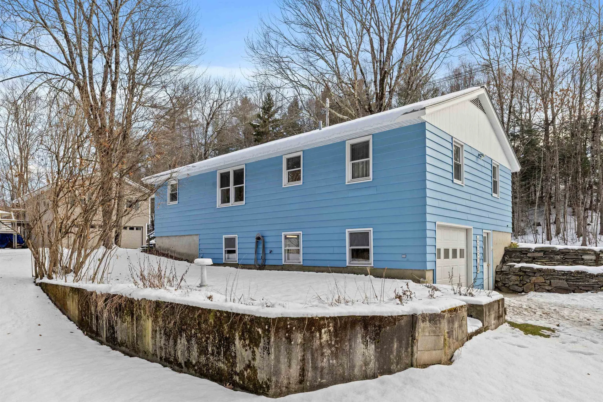 102 Lovers Lane Road Charlestown NH 03603