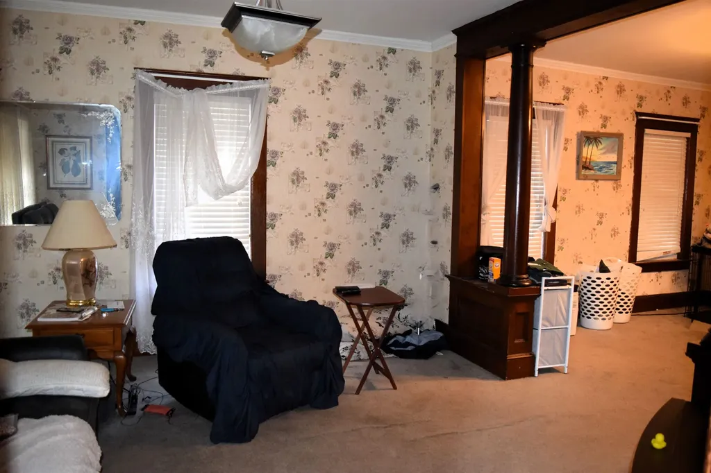 214 Pine Street Nashua NH 03060