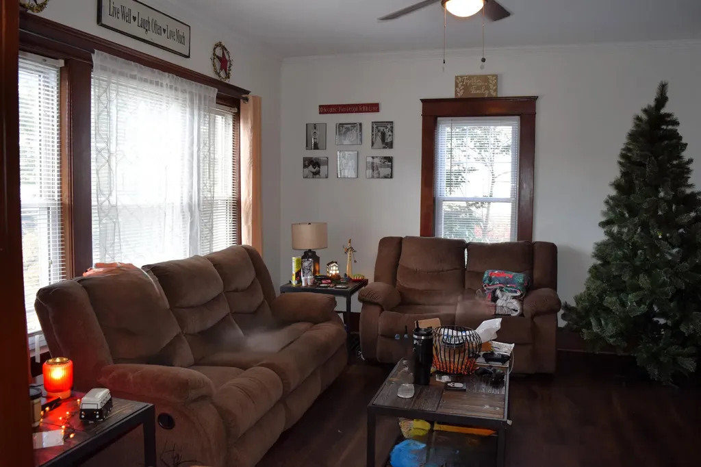 214 Pine Street Nashua NH 03060
