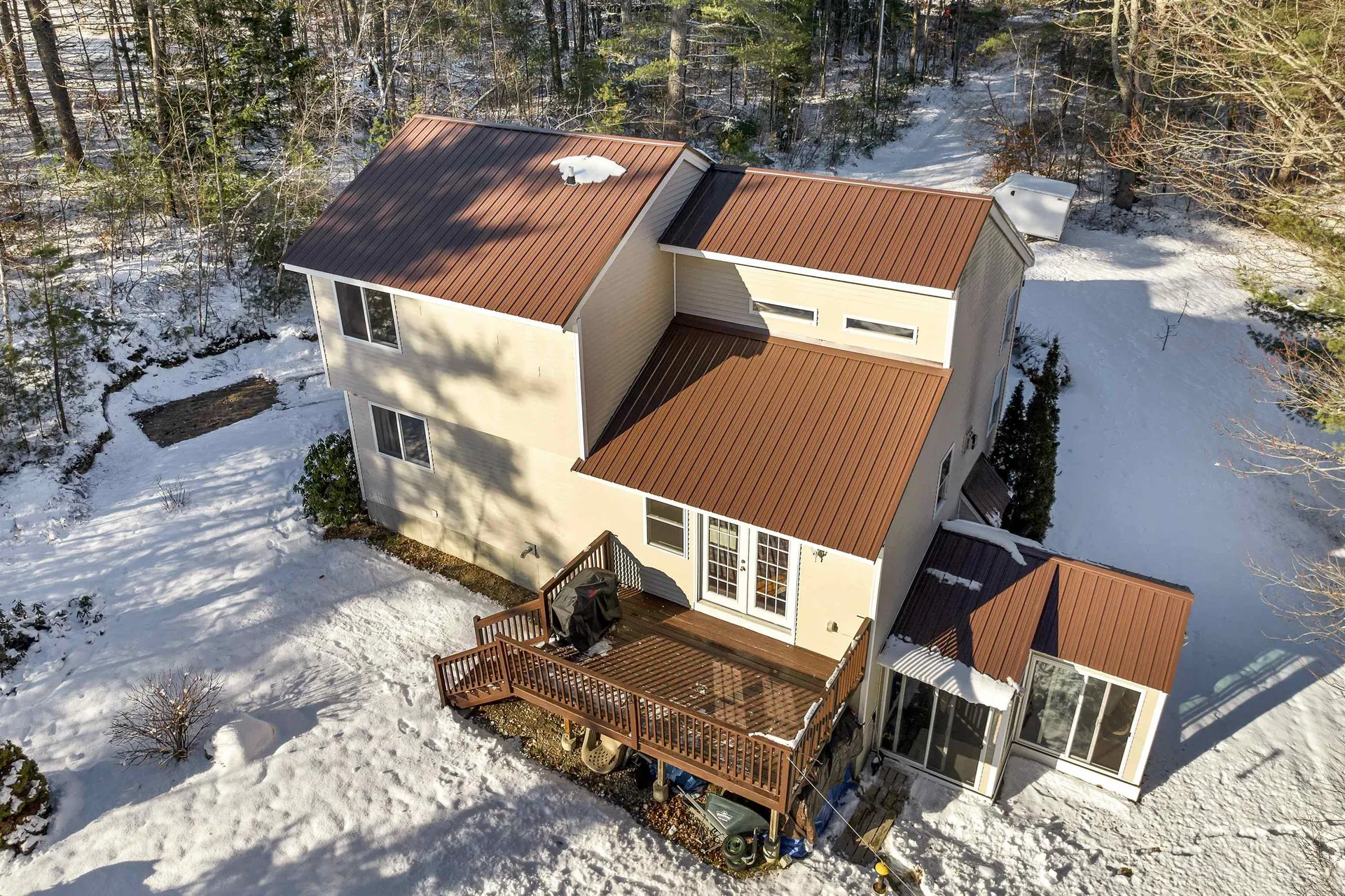 75 Pine River Path Effingham NH 03882