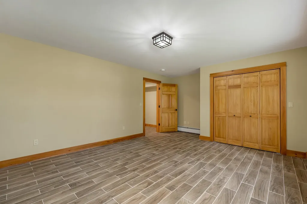 18 Stonehenge Circle Northfield NH 03276