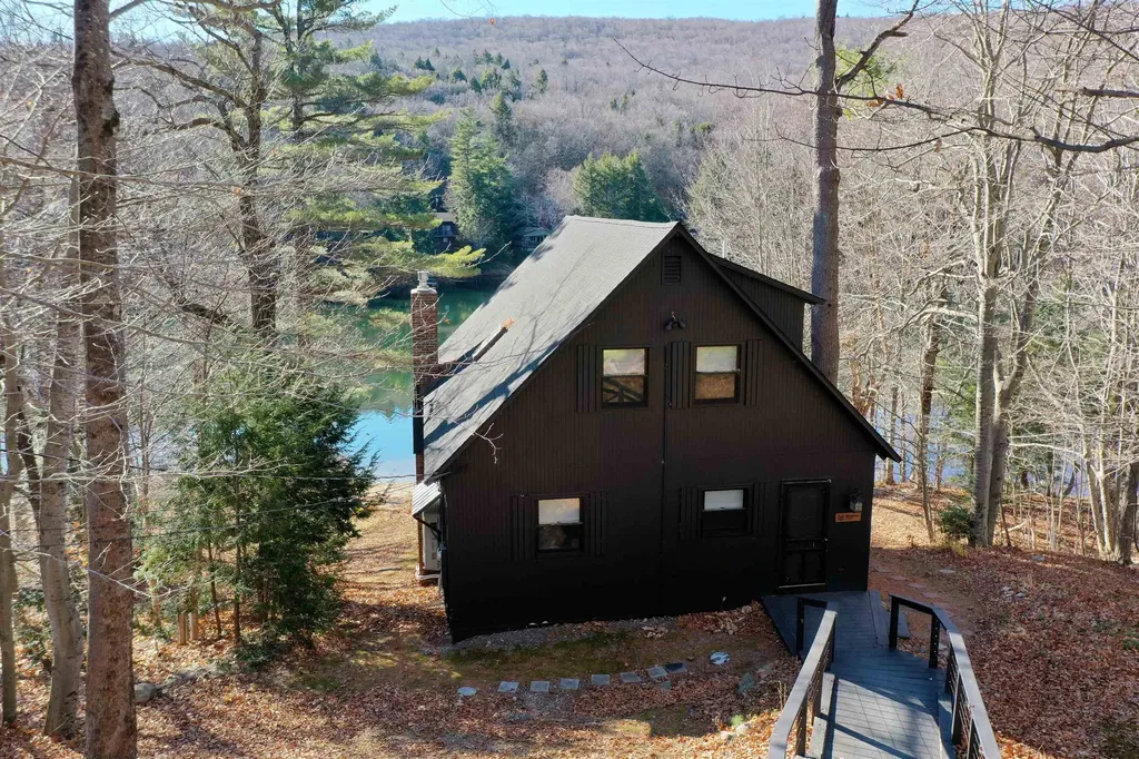 329 Chalk Pond Road Newbury NH 03255