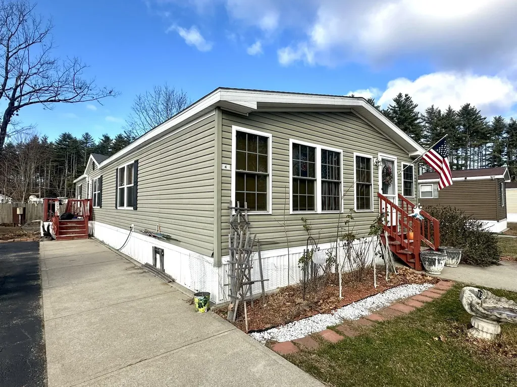4 Chickadee Court Keene NH 03431