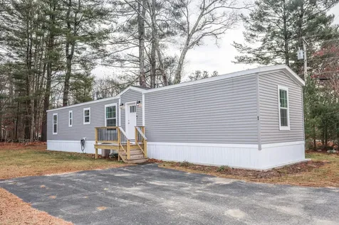 1 Beech Terrace Derry NH 03038