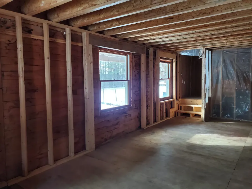 360 Hurricane Road Belmont NH 03220