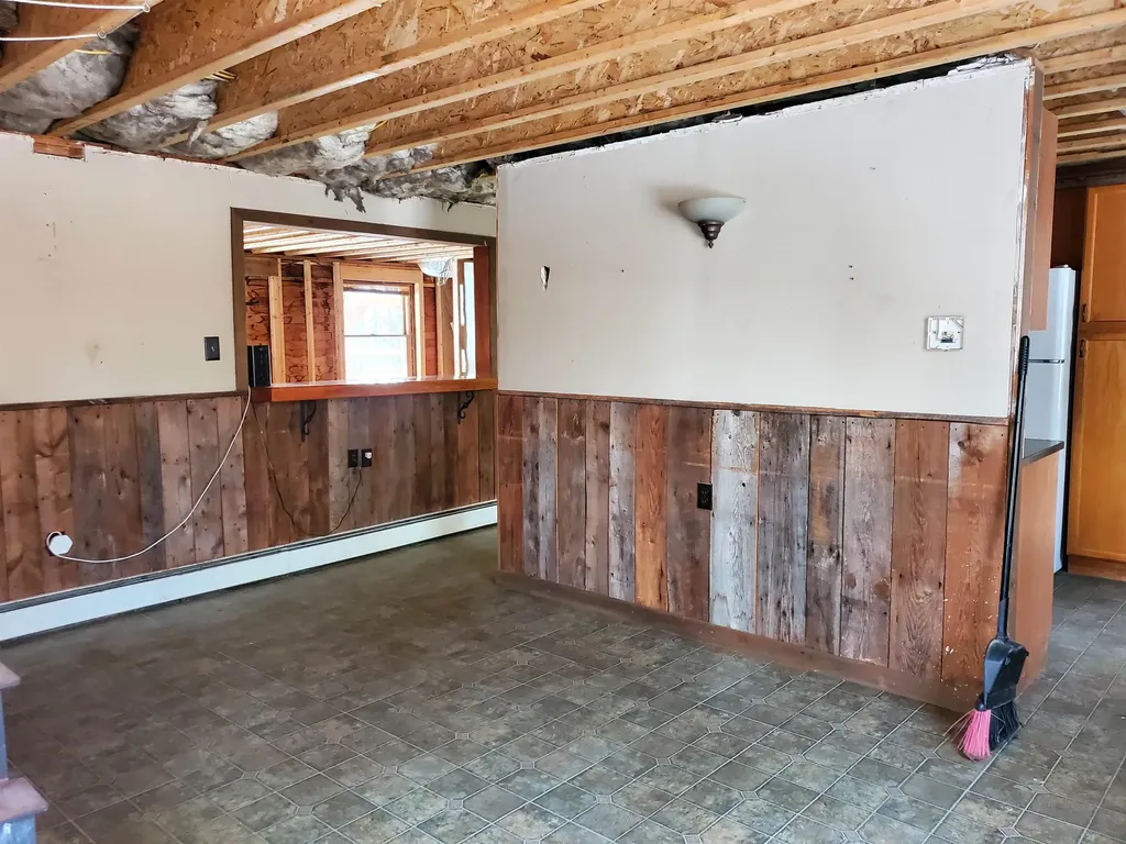 360 Hurricane Road Belmont NH 03220