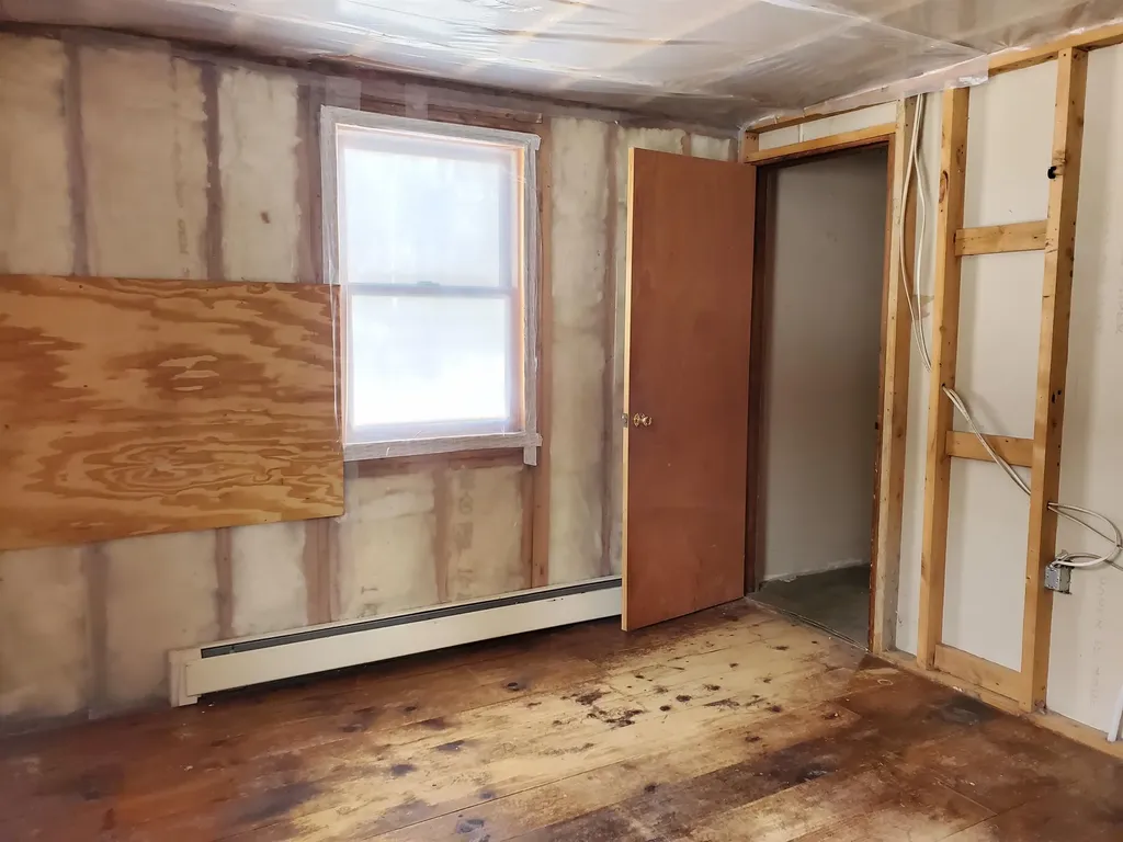 360 Hurricane Road Belmont NH 03220