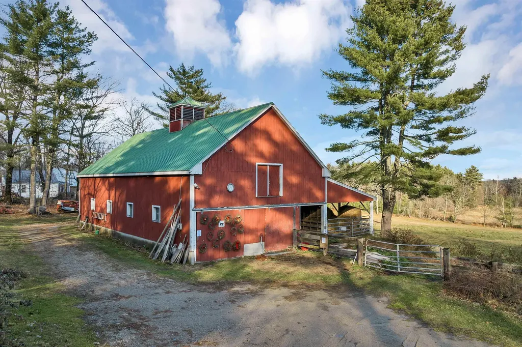 180 Browns Ridge Road Ossipee NH 03864