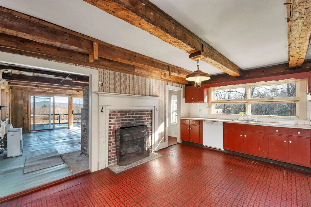 180 Browns Ridge Road Ossipee NH 03864