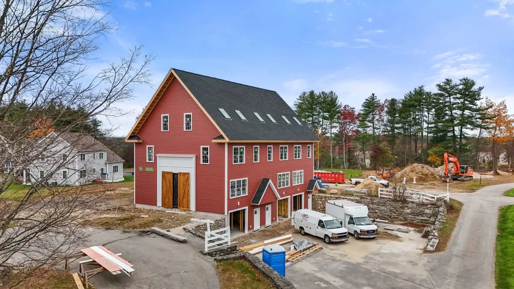 67 Groton Road Nashua NH 03062