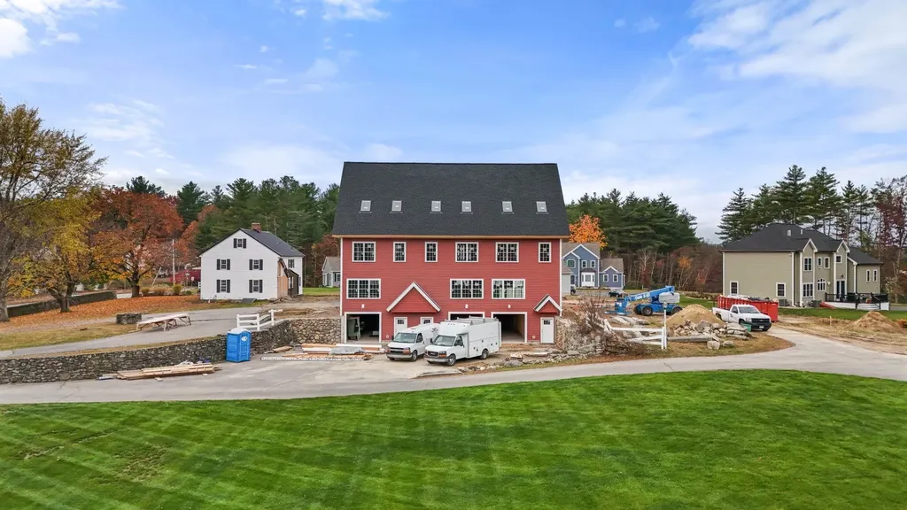 67 Groton Road Nashua NH 03062