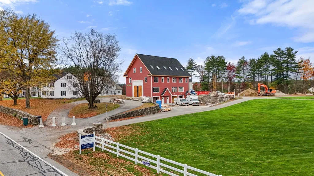 67 Groton Road Nashua NH 03062