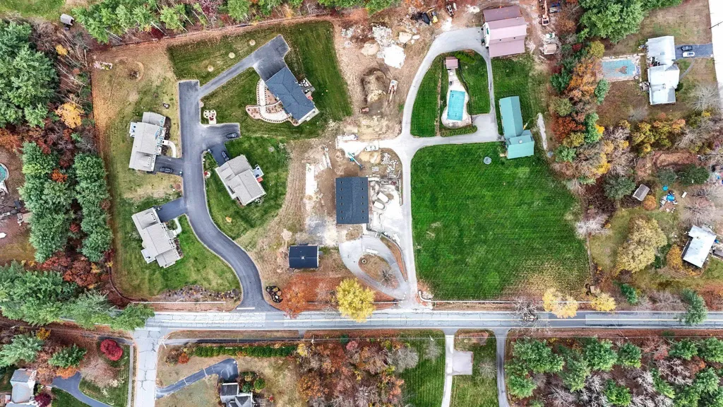 67 Groton Road Nashua NH 03062