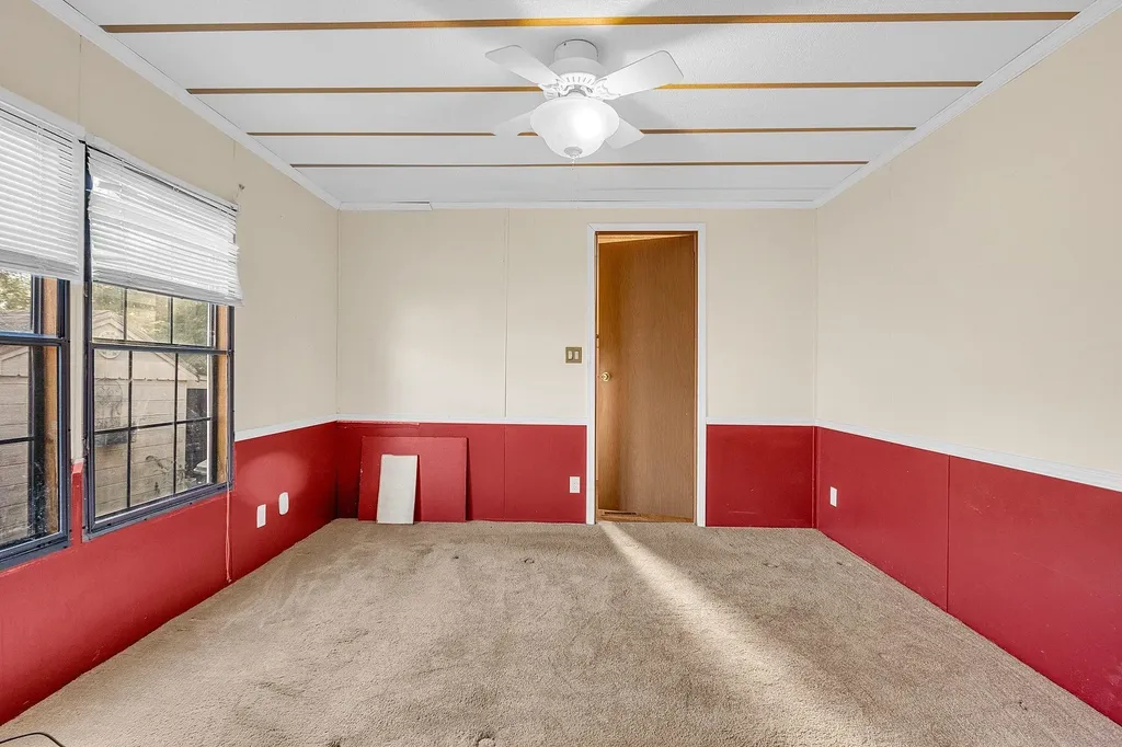 92 Lat Lane Swanzey NH 03446