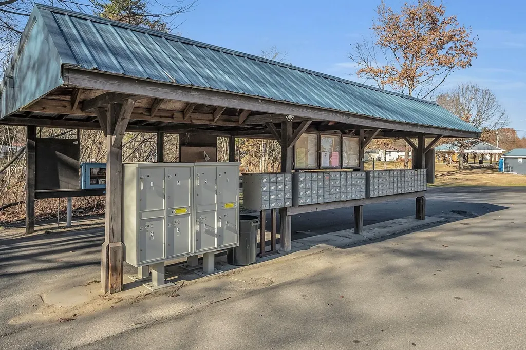 92 Lat Lane Swanzey NH 03446