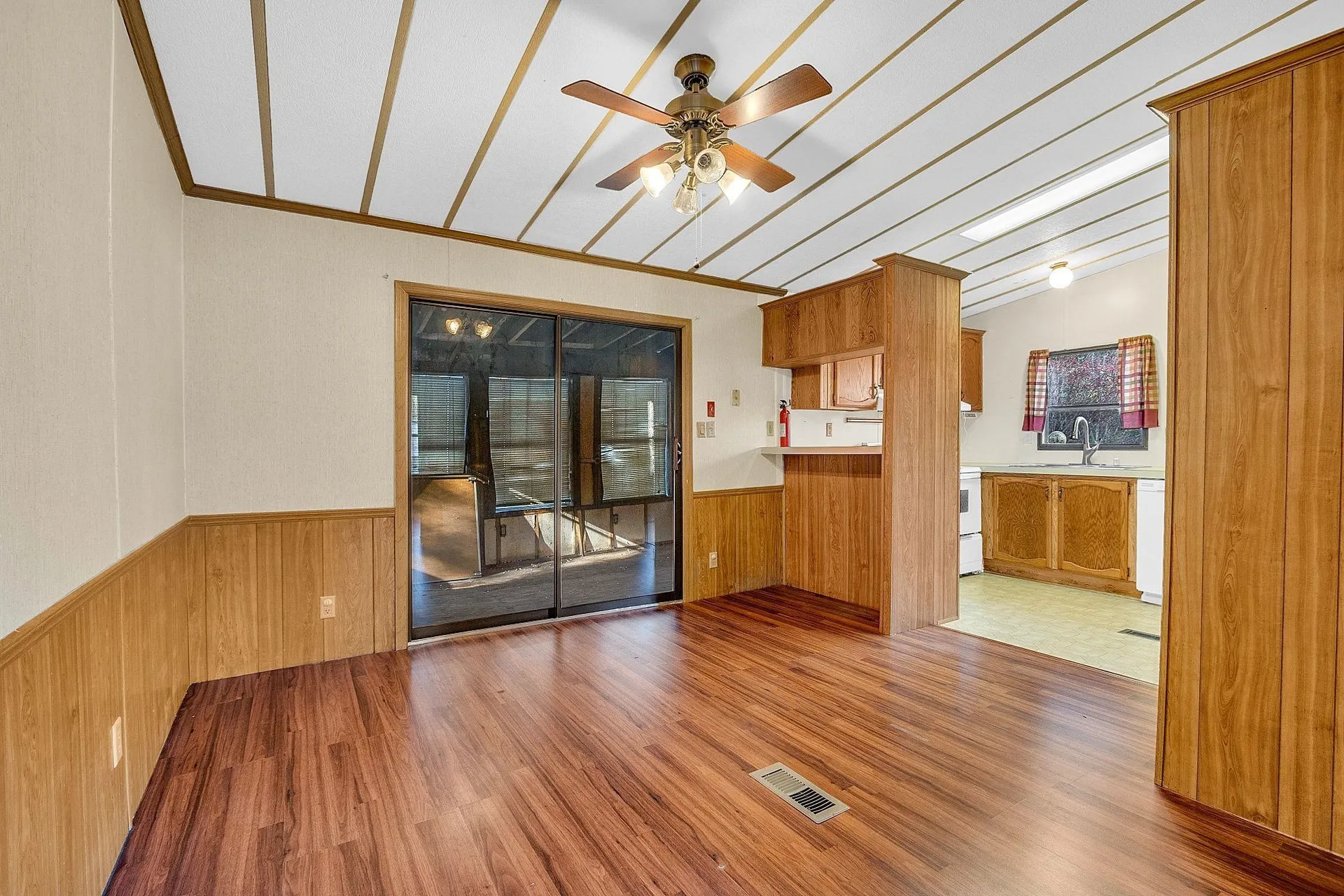 92 Lat Lane Swanzey NH 03446