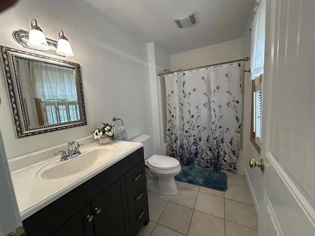 51 Bergen Street Moultonborough NH 03254