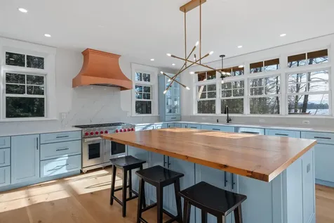 48 Kim's Alley Moultonborough NH 03254