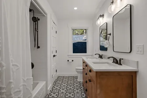 48 Kim's Alley Moultonborough NH 03254