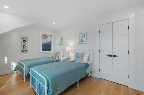 48 Kim's Alley Moultonborough NH 03254