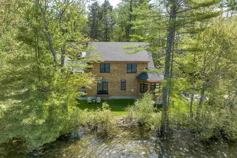 48 Kim's Alley Moultonborough NH 03254