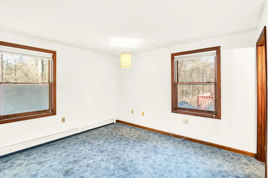 982 Salmon Falls Road Rochester NH 03868