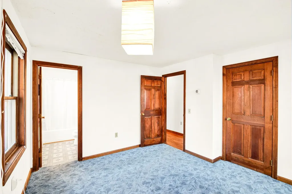 982 Salmon Falls Road Rochester NH 03868