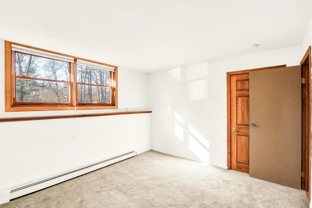 982 Salmon Falls Road Rochester NH 03868
