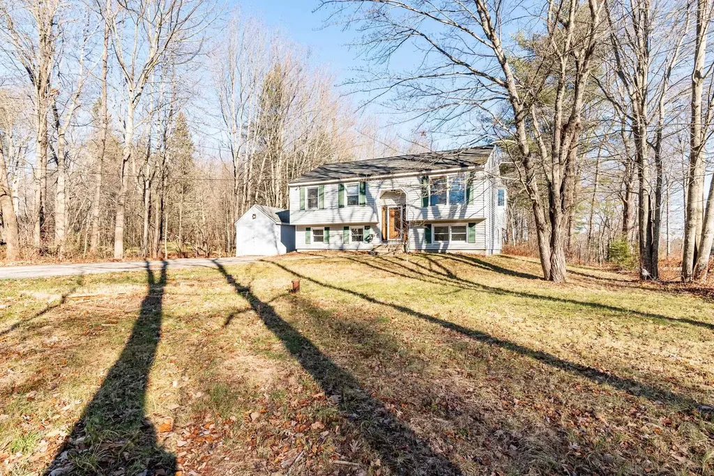 982 Salmon Falls Road Rochester NH 03868