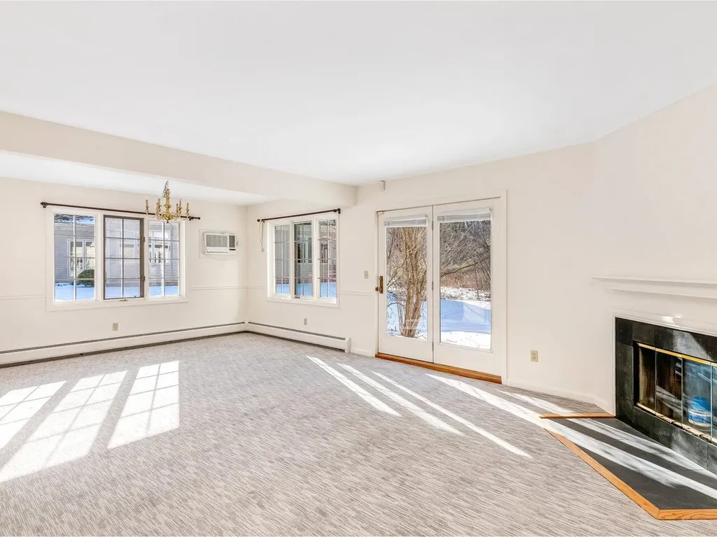 128 Covington Lane Shelburne VT 05482