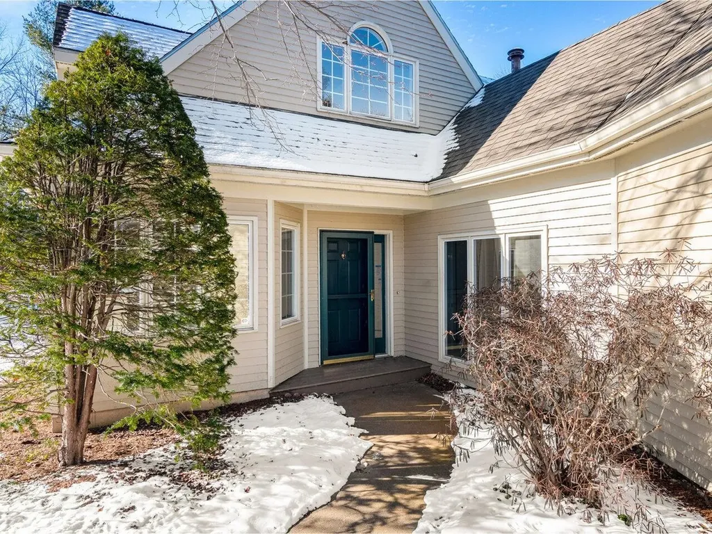 128 Covington Lane Shelburne VT 05482