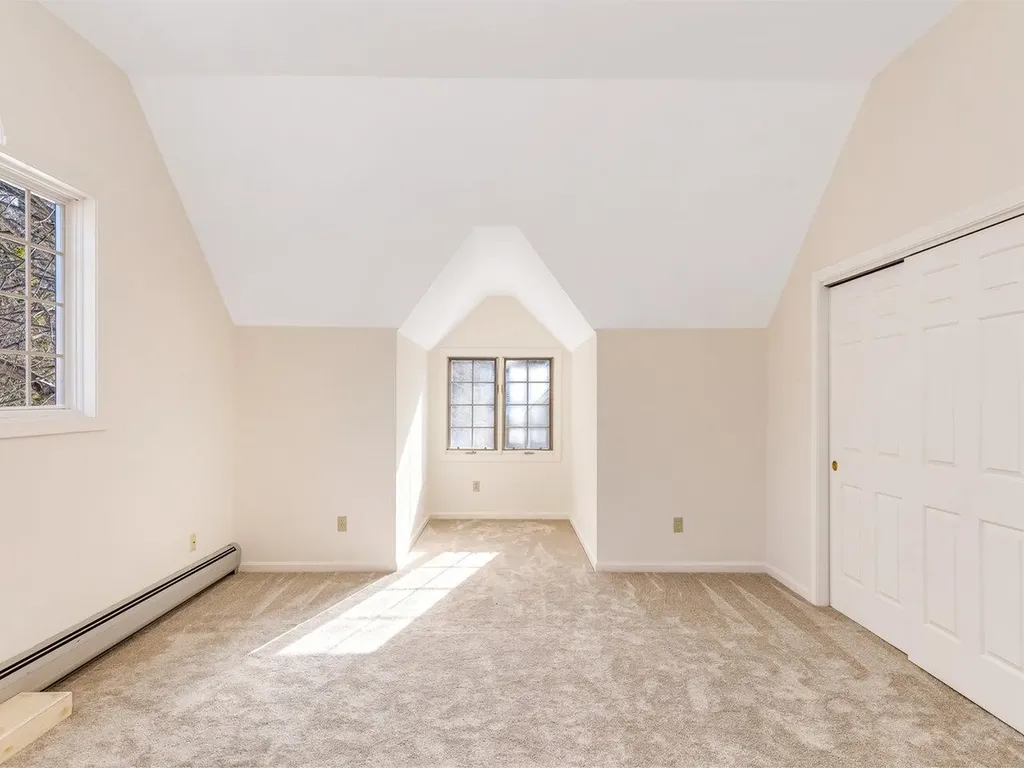 128 Covington Lane Shelburne VT 05482