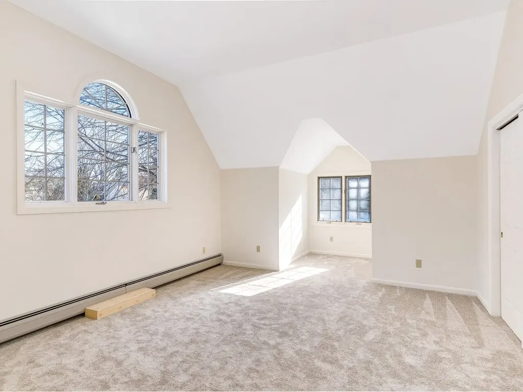 128 Covington Lane Shelburne VT 05482