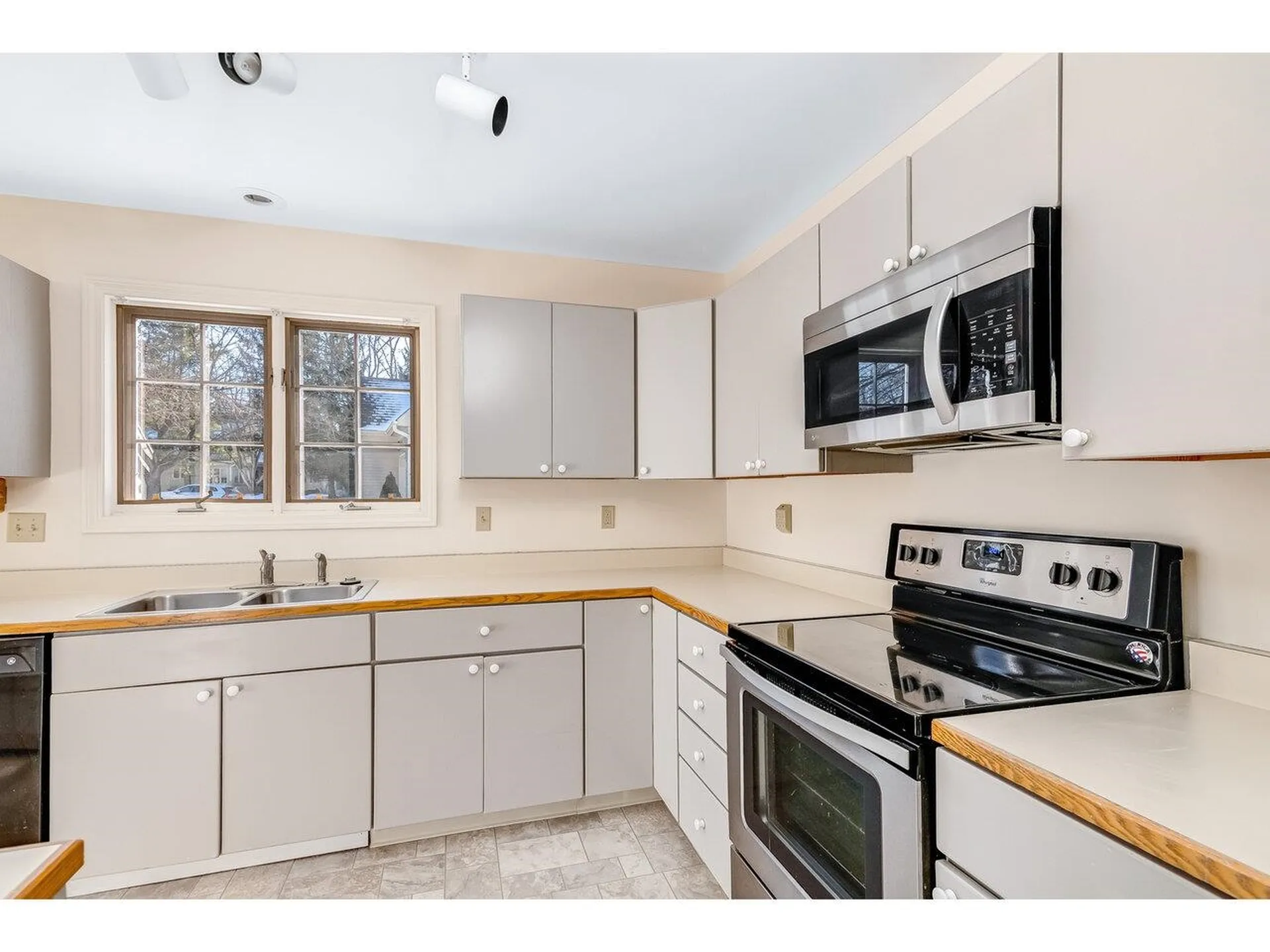 128 Covington Lane Shelburne VT 05482