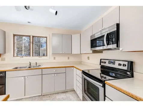 128 Covington Lane Shelburne VT 05482