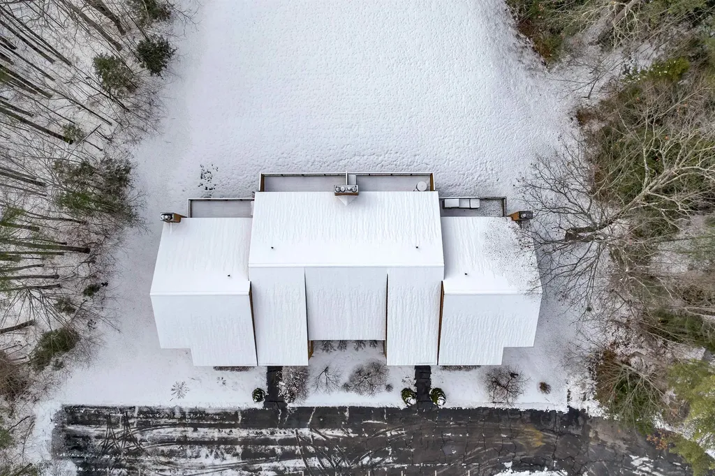 70 Star Ridge Road Thornton NH 03285