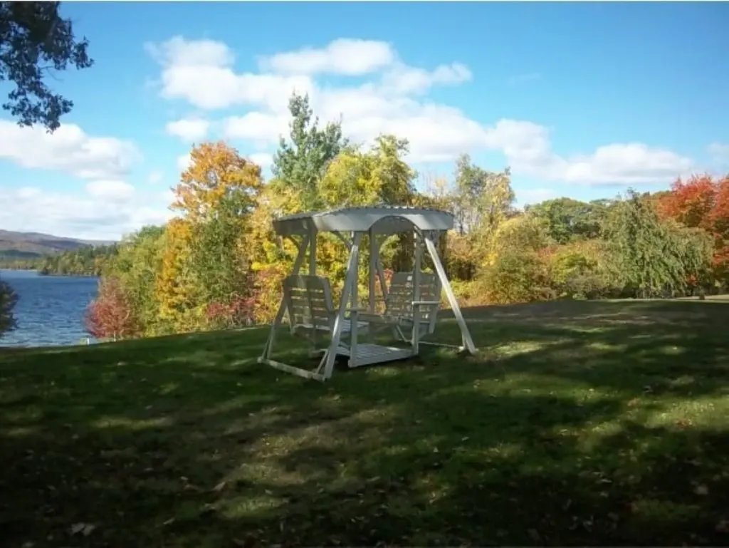 152 Mayhew Turnpike Hebron NH 03241