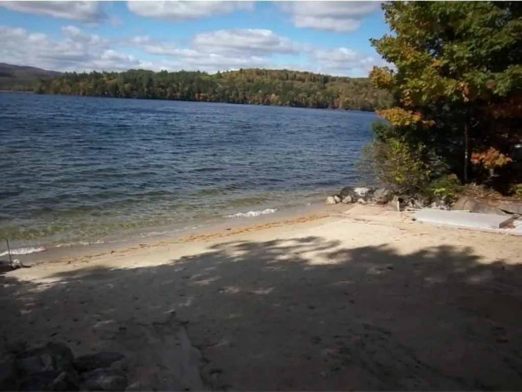 152 Mayhew Turnpike Hebron NH 03241