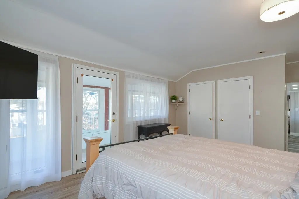 18 Kingsbury Drive Milton NH 03851