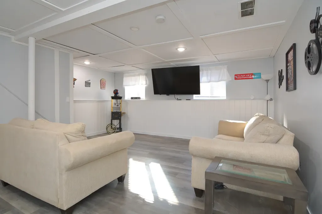 18 Kingsbury Drive Milton NH 03851