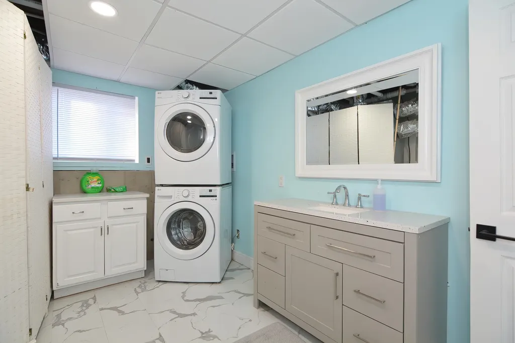 18 Kingsbury Drive Milton NH 03851