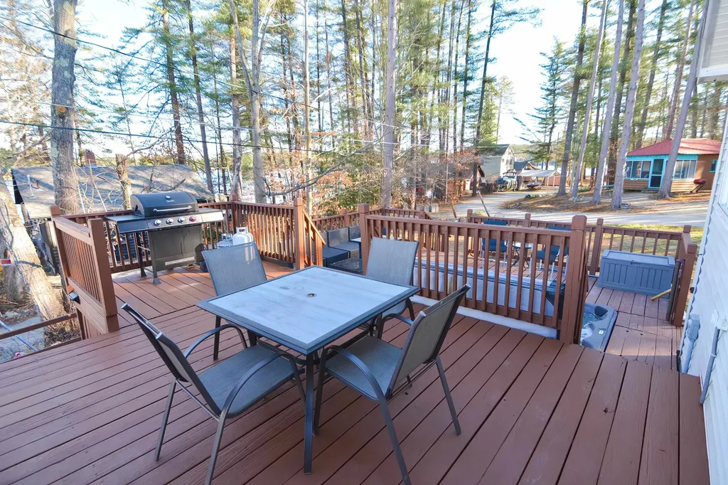 18 Kingsbury Drive Milton NH 03851