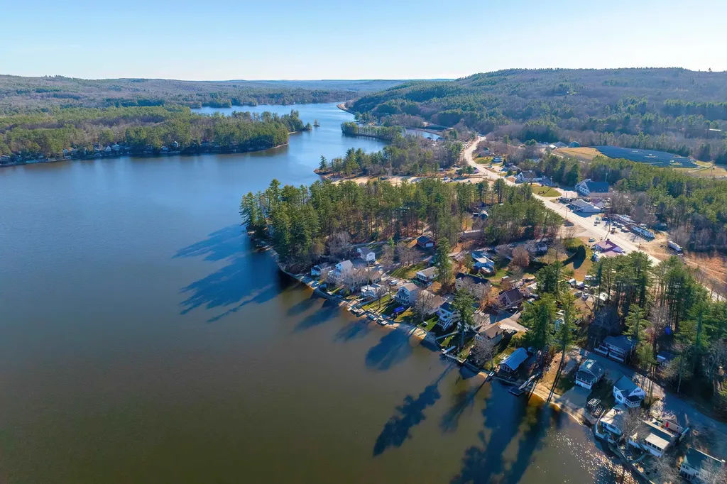 18 Kingsbury Drive Milton NH 03851