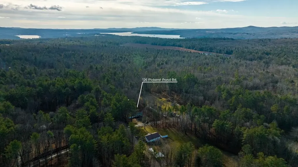 126 Pickerel Pond Road Laconia NH 03246