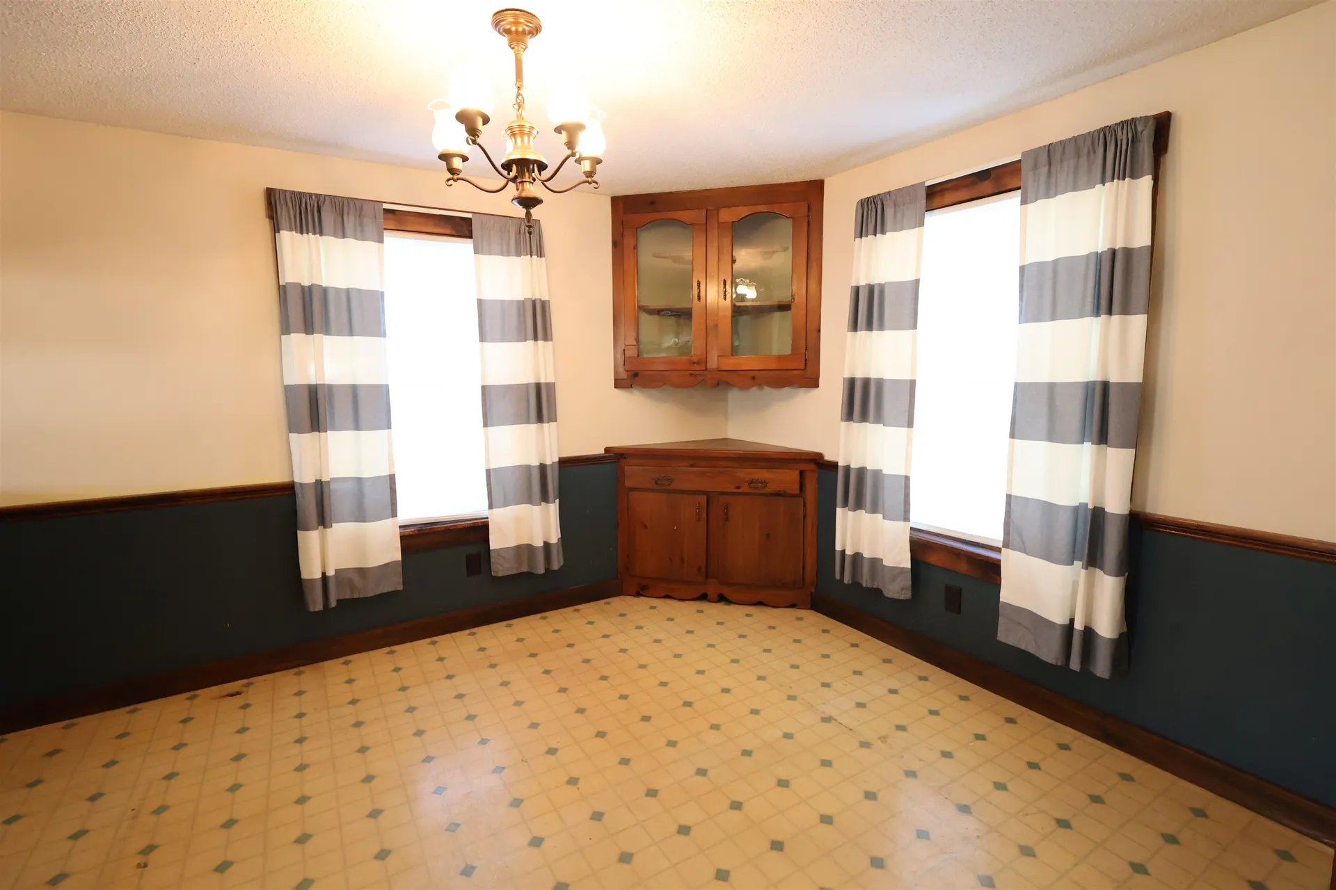 55 Horseshoe Avenue Hartford VT 05001