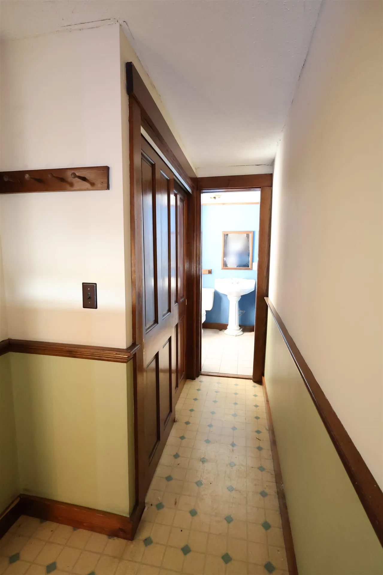 55 Horseshoe Avenue Hartford VT 05001