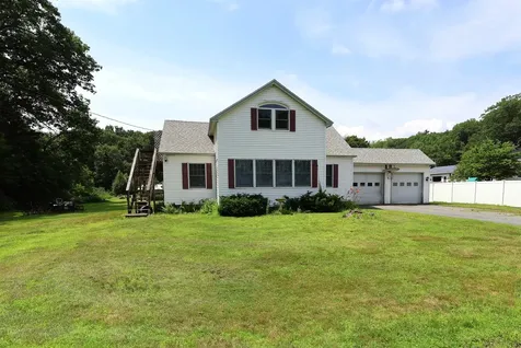 55 Horseshoe Avenue Hartford VT 05001