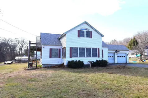 55 Horseshoe Avenue Hartford VT 05001