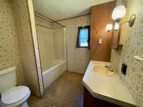 12 Lamprey River Park Newmarket NH 03857