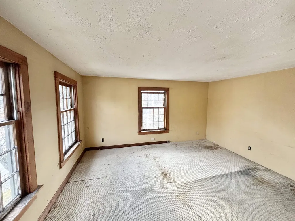 7 Depot Road East Kingston NH 03287